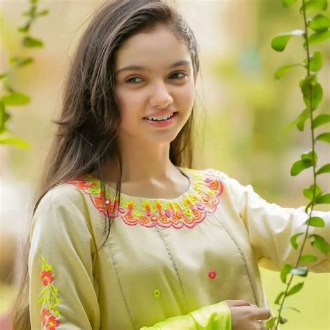 aina asif weight|Aina Asif: Wiki, Bio, Age, Height, Siblings, Family ...